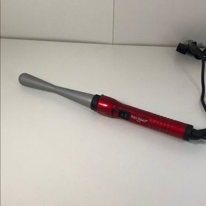 Bed Head Candy Apple Red hourglass styler curler